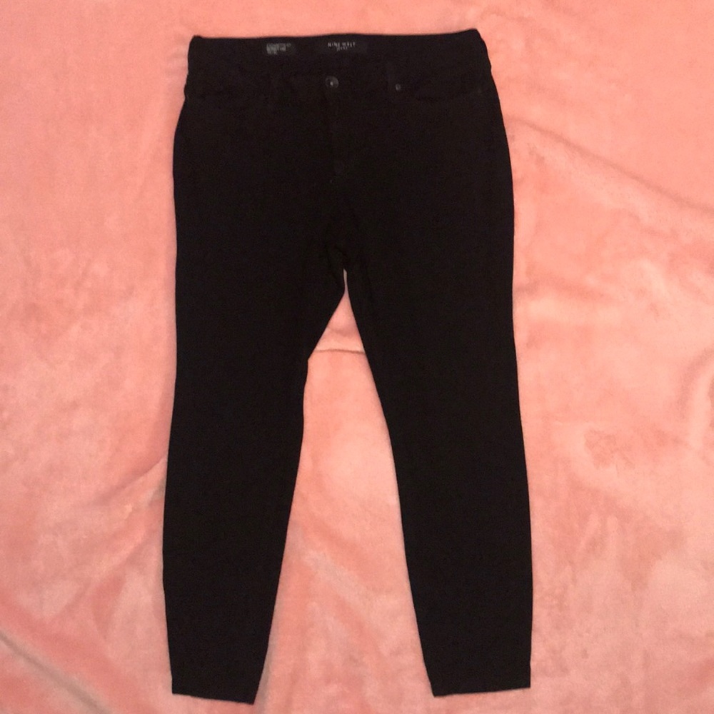 Black legging/pants